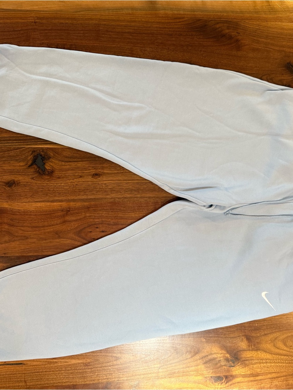 Women’s Baby Blue Nike Sweatpants With Pockets - Size XL - EUC